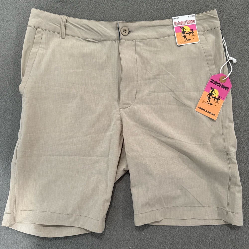 Men's hybrid khaki Endless Summer Shorts size 28
